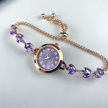 ⌚ساعة نسائية أنيقة بتصميم فاخر – الهدية المثالية لمن تحبين⌚
